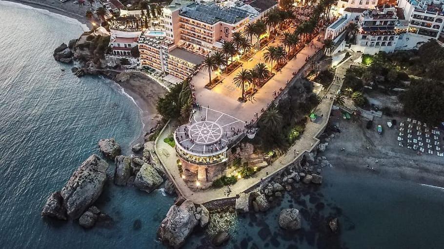 Reformado Con Vistas Al Mar Apartment Nerja Bagian luar foto