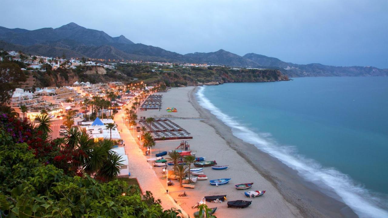 Reformado Con Vistas Al Mar Apartment Nerja Bagian luar foto